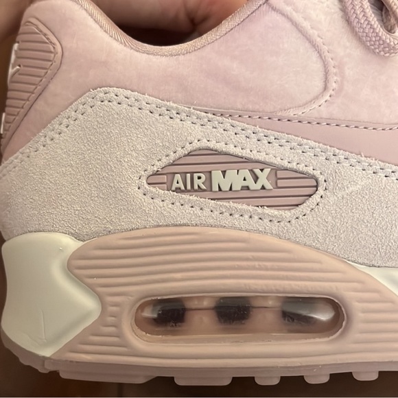 106: Nike Womens Air Max 90 LX (Particle Rose) Size: 7.5 - Picture 5 of 6